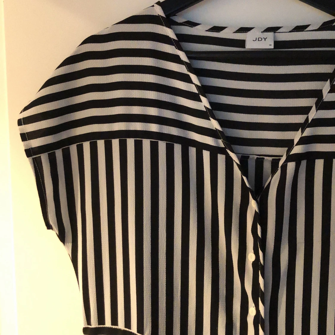 Svart/vit klänning. - 90