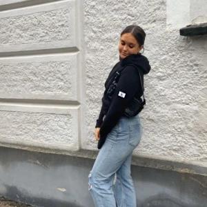 Säljer min Calvin Klein hoddie - Kom privat för info