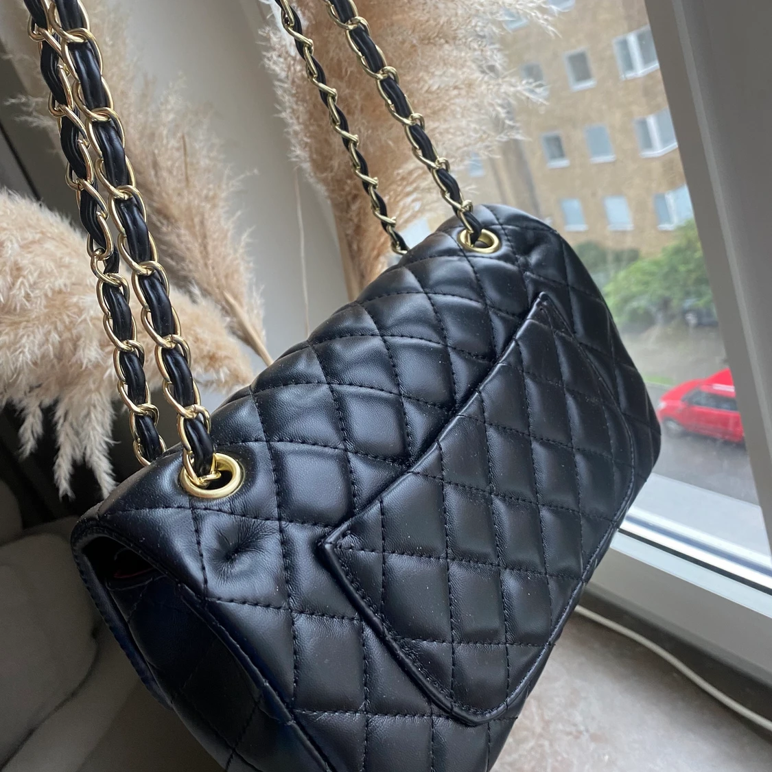 Black handbag - 90