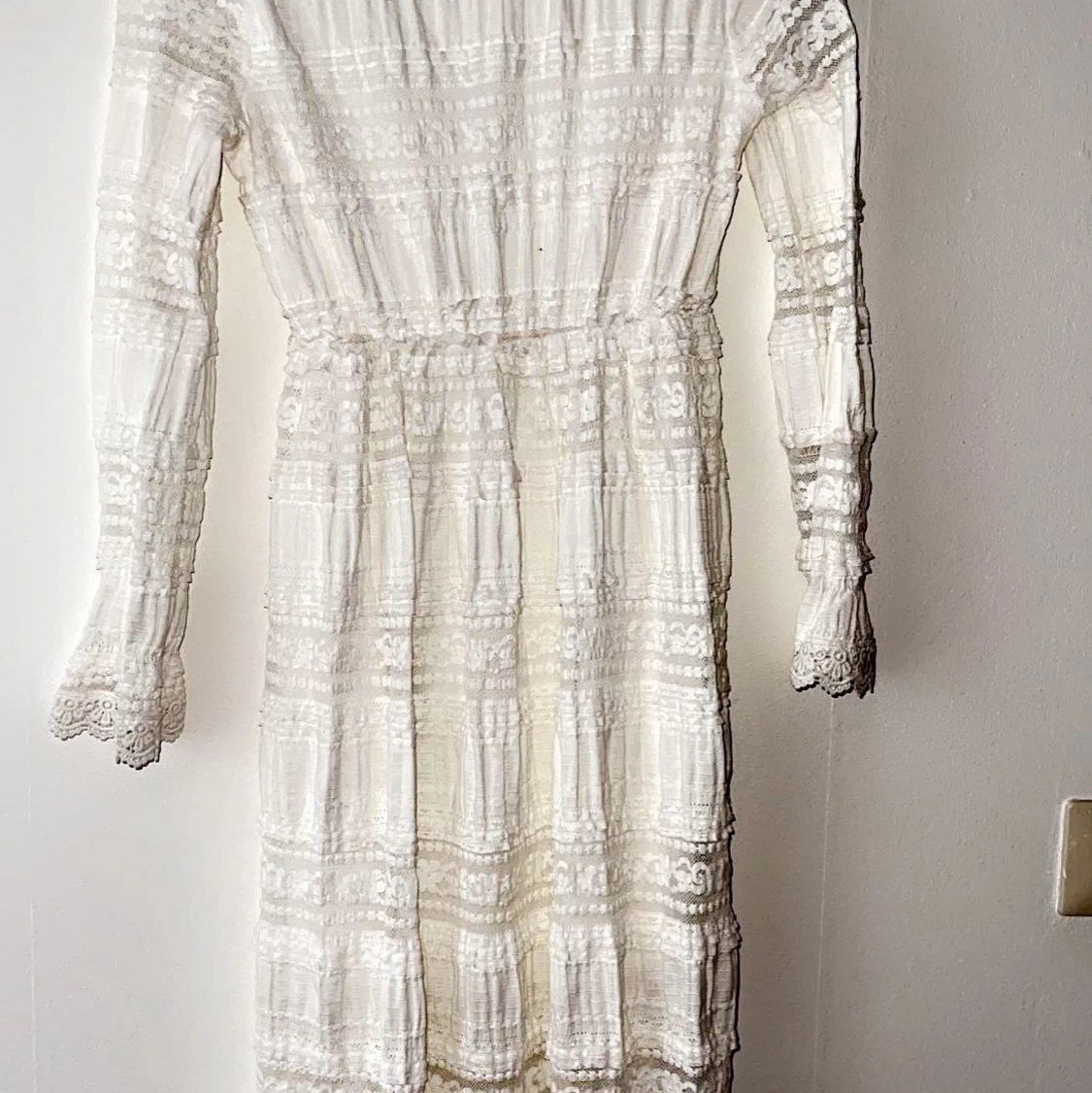 Vit spets klänning  - 90