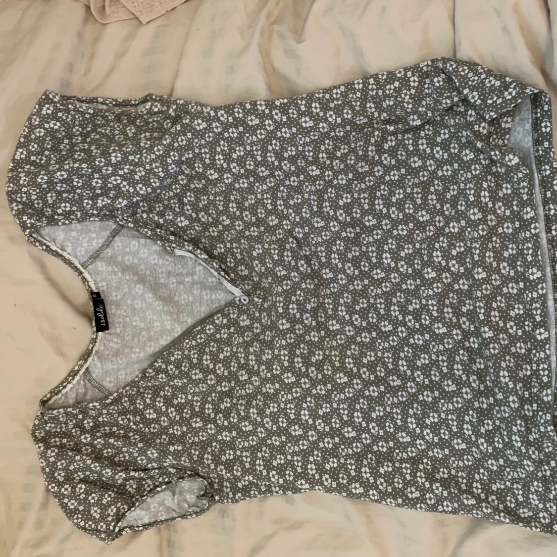 Blommig grön top - 91