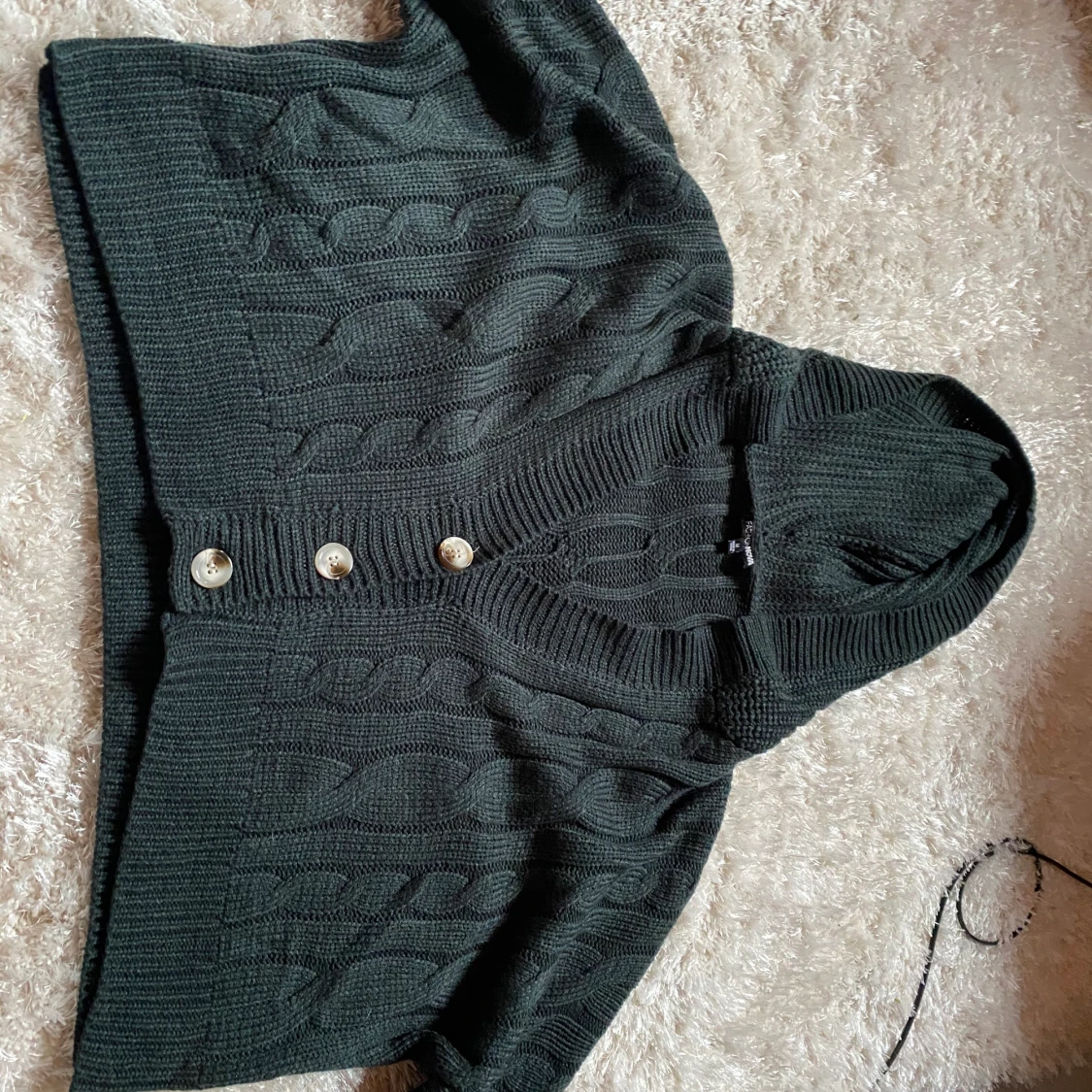 Mörk stickad tröja  - 91