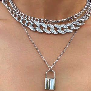 Jättefint halsband från shein😍 - Så fint halsband!🥰 (silverfärgat)