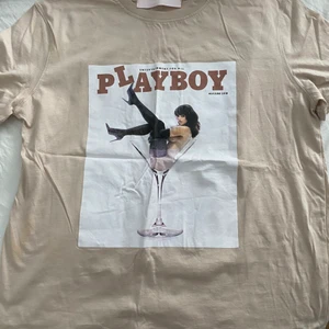 Playboy x Missguided - Säljer denna tröja som är helt oanvänd! 