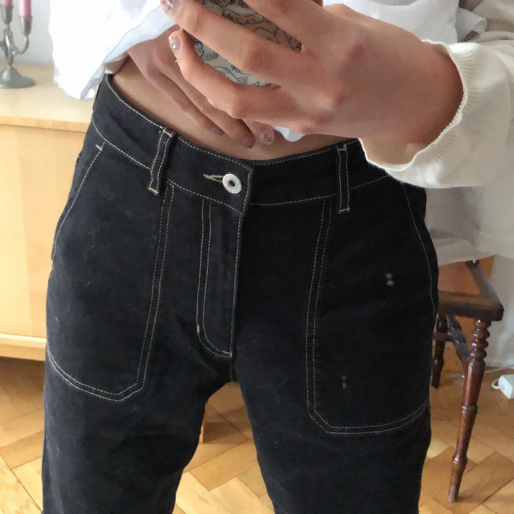 Baggy Carin wester jeans som är i jätte bra skick! Storlek 34 . Jeans & Byxor.