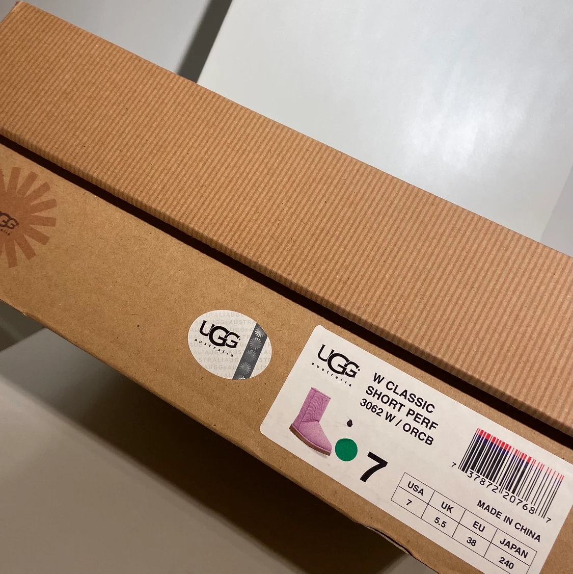 UGG’s classic short - 90