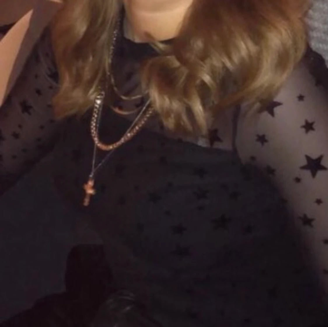 Svart långärmad med stjärnor - 90