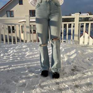  Super fina jeans från Sara endast använda ett fåtal gånger 