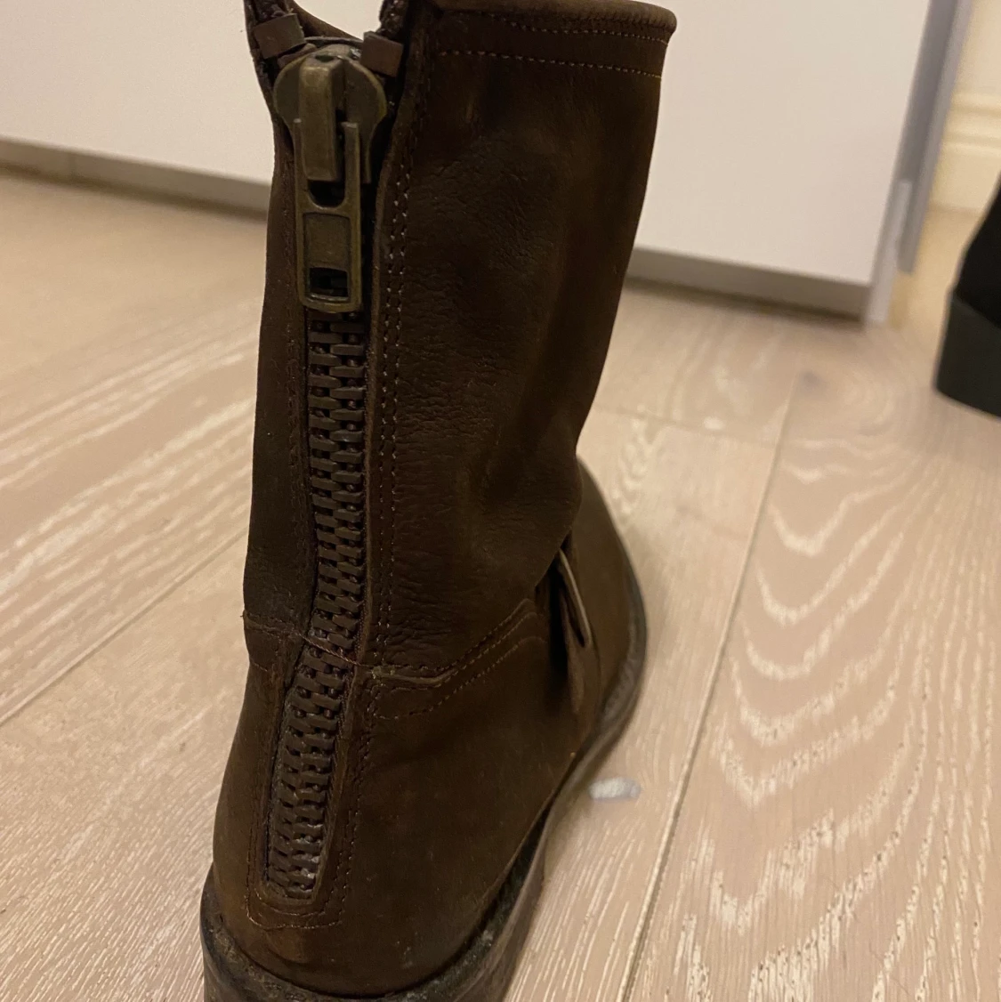 Boots - 90