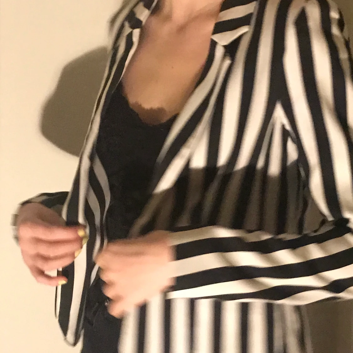 Svart & vit randig kavaj - 91