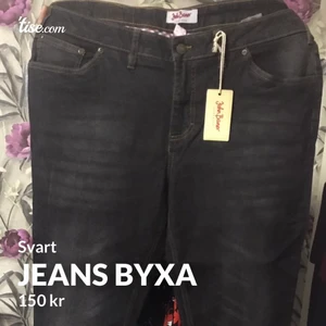 Jeans byxa - Oanvänd ny