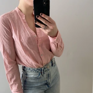 Skjorta - Superfin skjorta från Dobber! Storlek 34, alltså XS/S💞