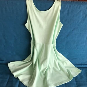 Klänning  - Klänning i nyskick