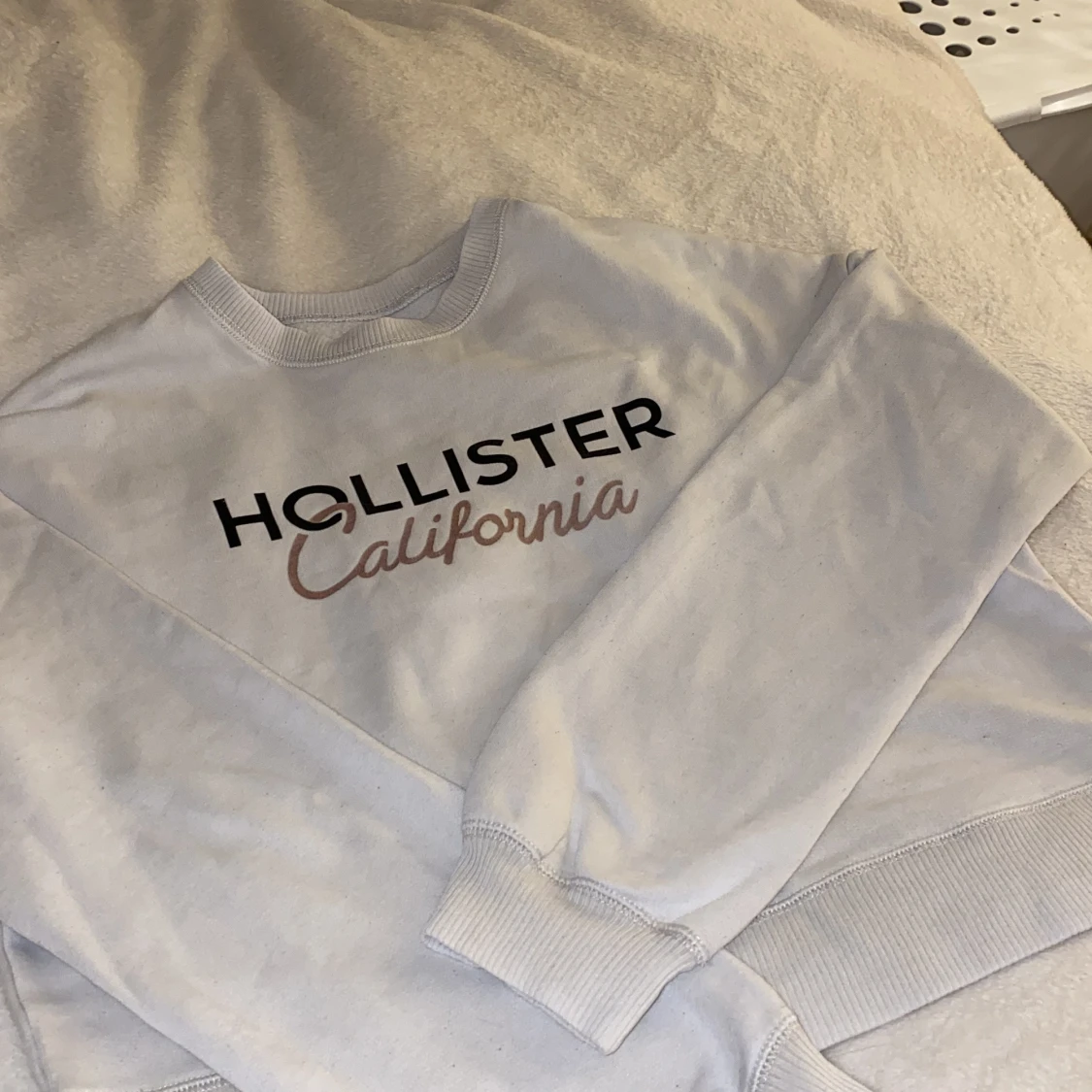 Vit Holister sweatshirt  - 90