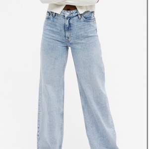 Säljer nu mina Yoko jeans från monki då dem ej kommer till användning. Väldigt bra skick!✨🙌🏼 skriv för egna blider