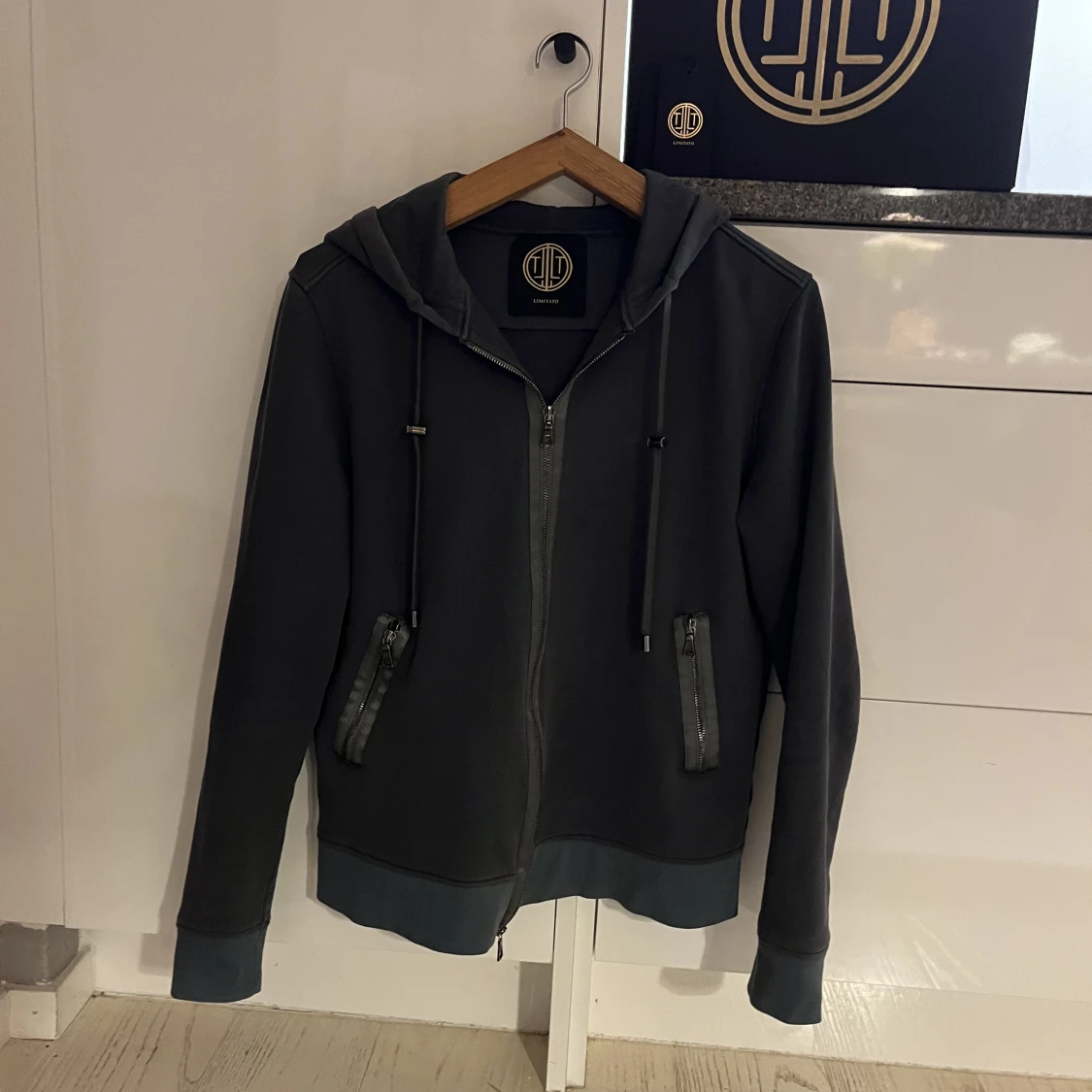 Limitato zip hoodie - 91