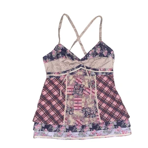 Floral top  - Har justerbara band och en dragkedja på vänster sida. Kontakta vid intresse <3