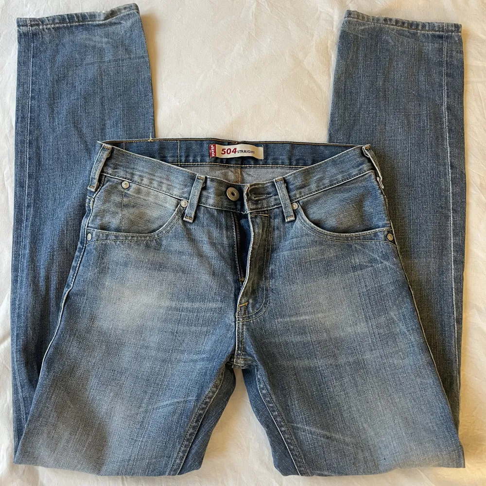 Vintage Levis jeans 504 straight💕 skriv till mig för mått (obs passar xs och xxs). Jeans & Byxor.