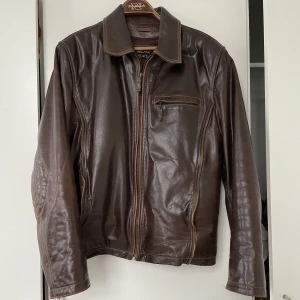 Vintage jacka - Snygg vintge jacka i storlek L