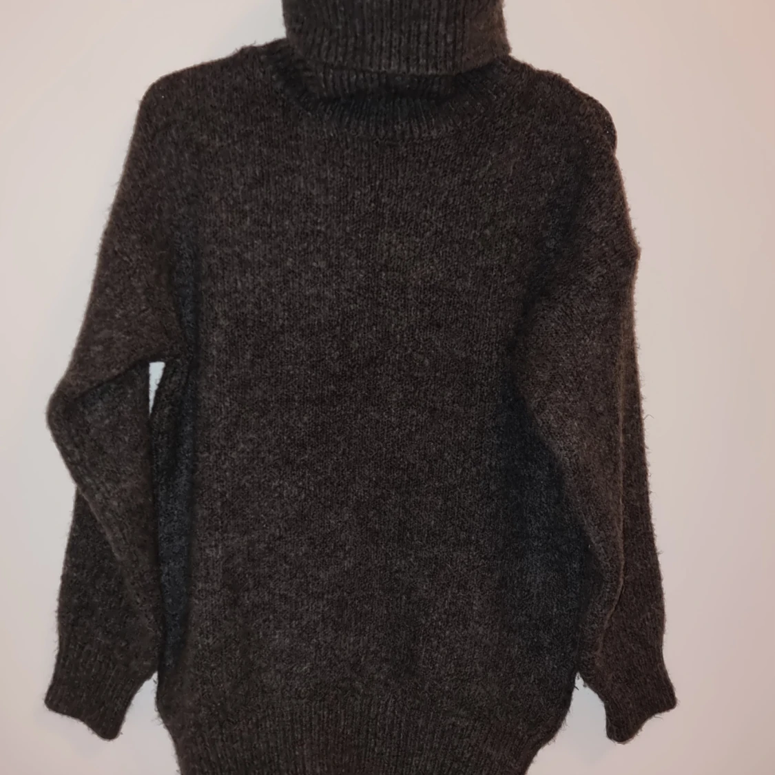 Varm, skön oanvänd och mycket prisvärd tröja