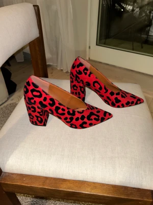 Leopard klackar topshop - Oanvända! Postar mot frakt. Hör av er vid frågor eller fler bilder ✨