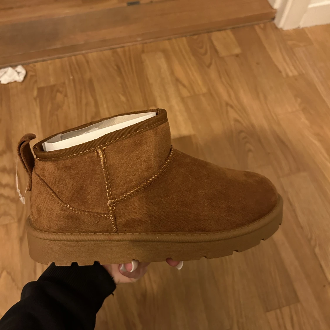 Korta uggs  - 91