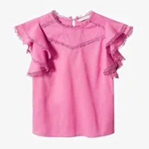 Mango blus - Säljer nu min jättefina mangoblus i strl S. Säljs för att den ej används längre. Endast använd 2 gånger Nypris 350kr och säljer för 220kr🩷