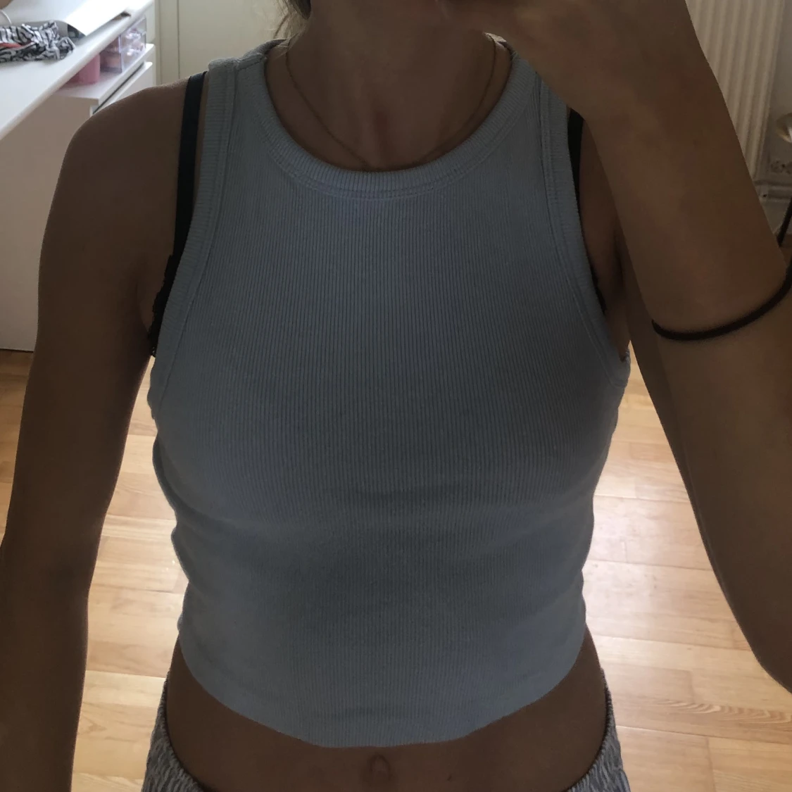 En blå crop topp  - 90