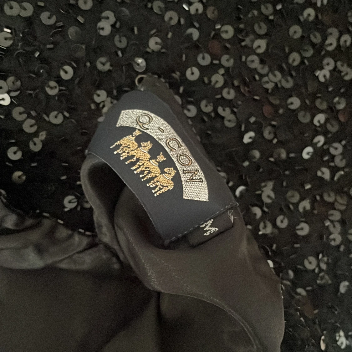 Svart glittrig linne🖤 - 90