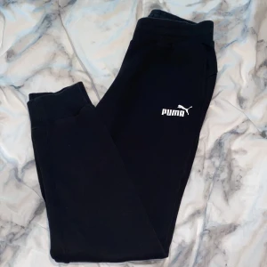 Puma mjukis - Jätte fina men ända felet är där bak, och syns inte så mycket…