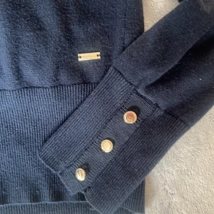 Holly&Whyte tröja - Lika dan som den gråa jag säljer😍