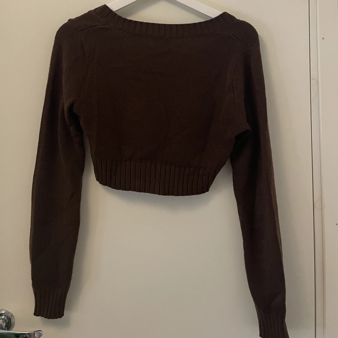 Brun stickad tröja - 91