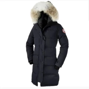 Canada goose jacka  - väldigt fin, men har ej använt den Storlek S 