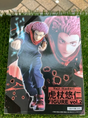 Yuji itadori  - Helt ny oöppnad yuji figure. Skriv om ni vill köpa. Köparen står för frakt 69kr via postnord
