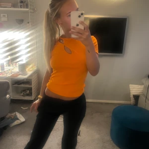 Topp från bikbok - Använd en gång, får inte användning för