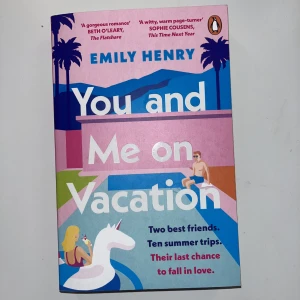 You and Me on Vacation  - En sommarbok i nytt skick! Väldigt populär på booktok.