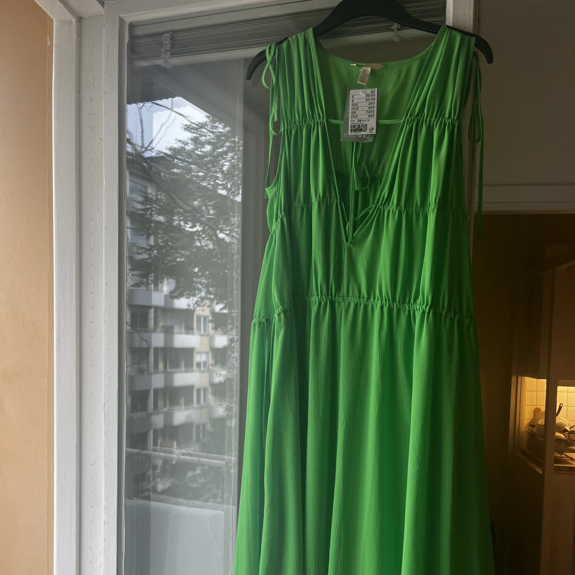 Grön långklänning från H&M - 90