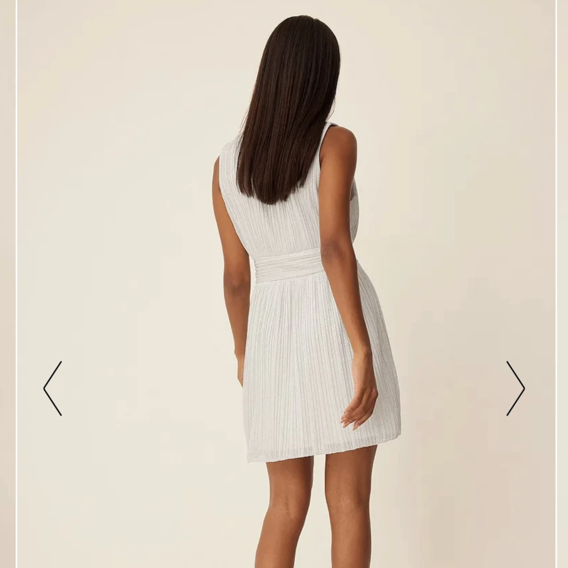 Silvrig klänning - 90