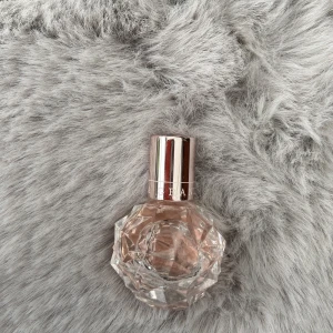 Ariana Grande parfym - Aariana Grande parfym 7,5ml