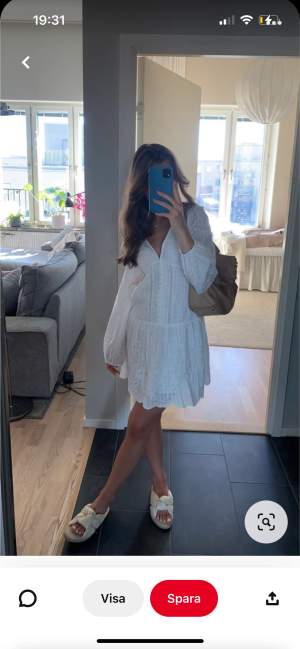 LÅNAD BILD 💕💕 Säljer min fina zara klänning i storlek S!!!! Super bra skick och bara använd 1 gång!!❗️kolla gärna med mig innan du köper❗️