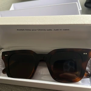 Chimi 04 large - Vill sälja helt nya chimi 04 large turtoise, använda endast testa och helt nya ingen repa, och vill sälja pga det passar inte mig. Frakt ingår.