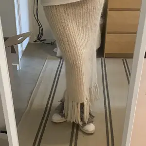 varm och snygg kjol från H&M premium 