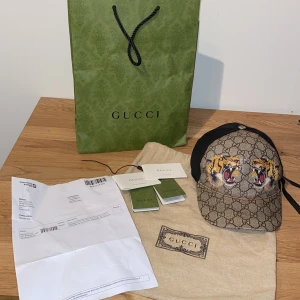 gucci keps lejon byta - vill byta emot en gucci king snake keps eller emot en canvas keps eller emot någon fin vintermössa kontakta mig Mvh Liam