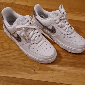 Nike Air Force 1’07 - Helt nya Nike Air Force 1 Storlek 38 EU Färg Phantom/Light Iron Original pris 1300kr