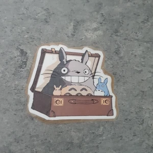 Totoro klistermärken  - Hemmagjord klistermärke är inte använd såklart  fråga om mer bilder eller om det är nåt annat