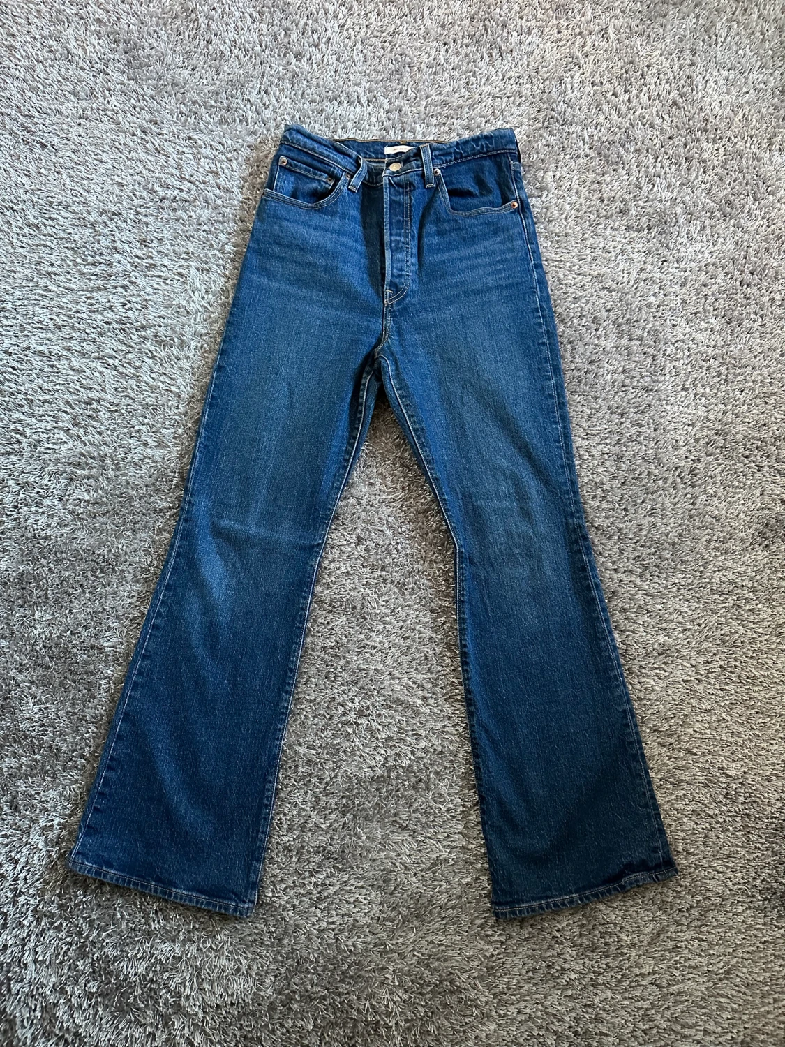 Levis jeans