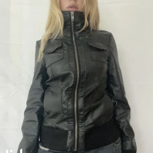 Skinnjacka - Snygga skinnjacka! Perfekt till hösten! Storlek S