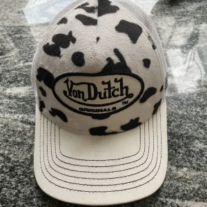 Von Dutch - Von Dutch keps som inte kommer till användning