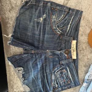 Shorts - Coola shorts. Passar mig som är en storlek S/34/25 vanligtvis