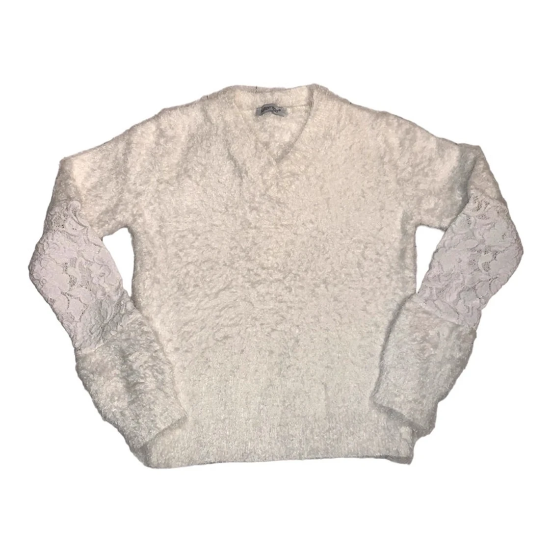 White Fluffy Sweater with Lace Sleeves